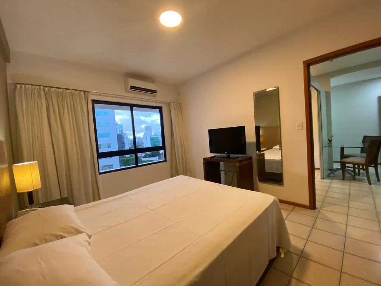Flat No Condominio Metropolis - Ilha Do Leite Récife